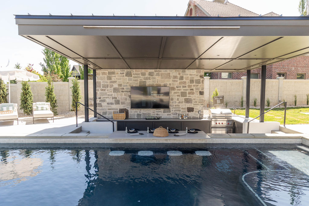 Alpine Oasis Backyard