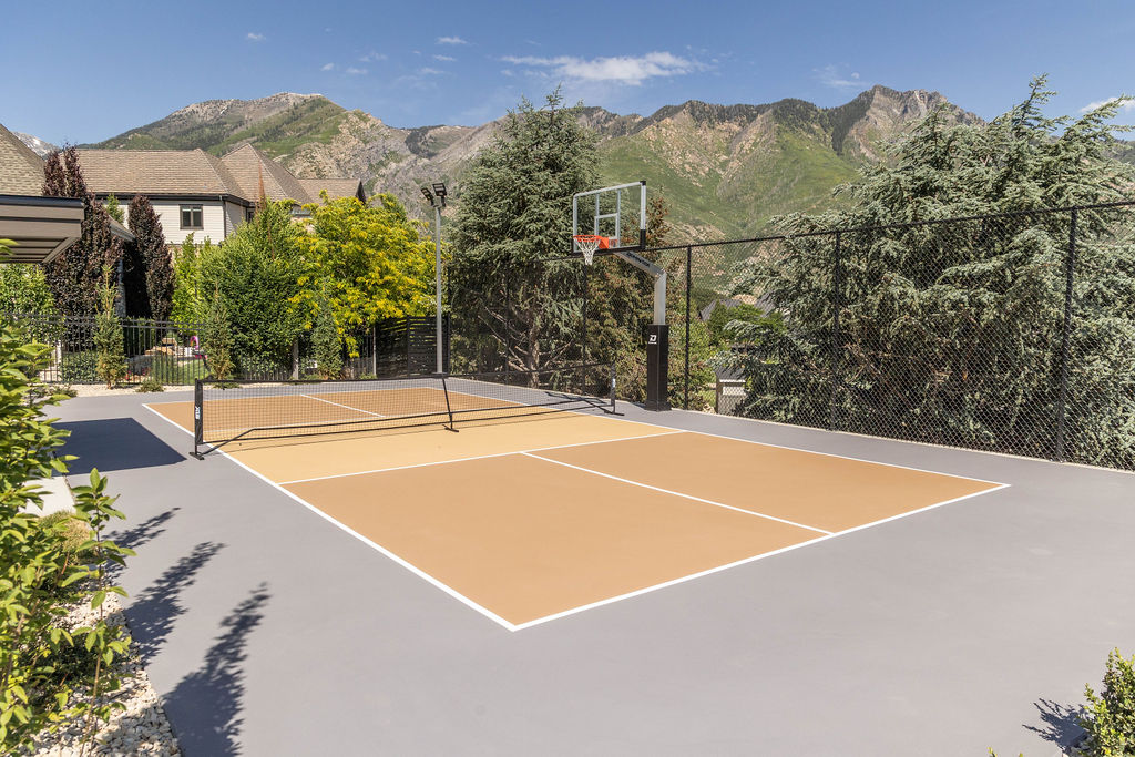 Alpine Oasis Backyard