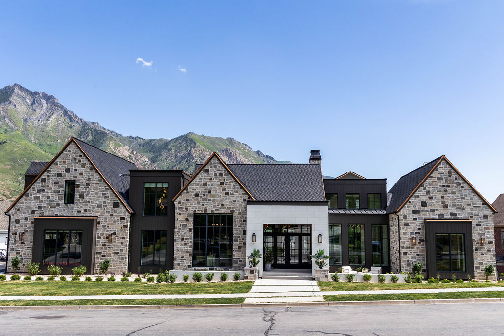 Alpine Oasis Exterior