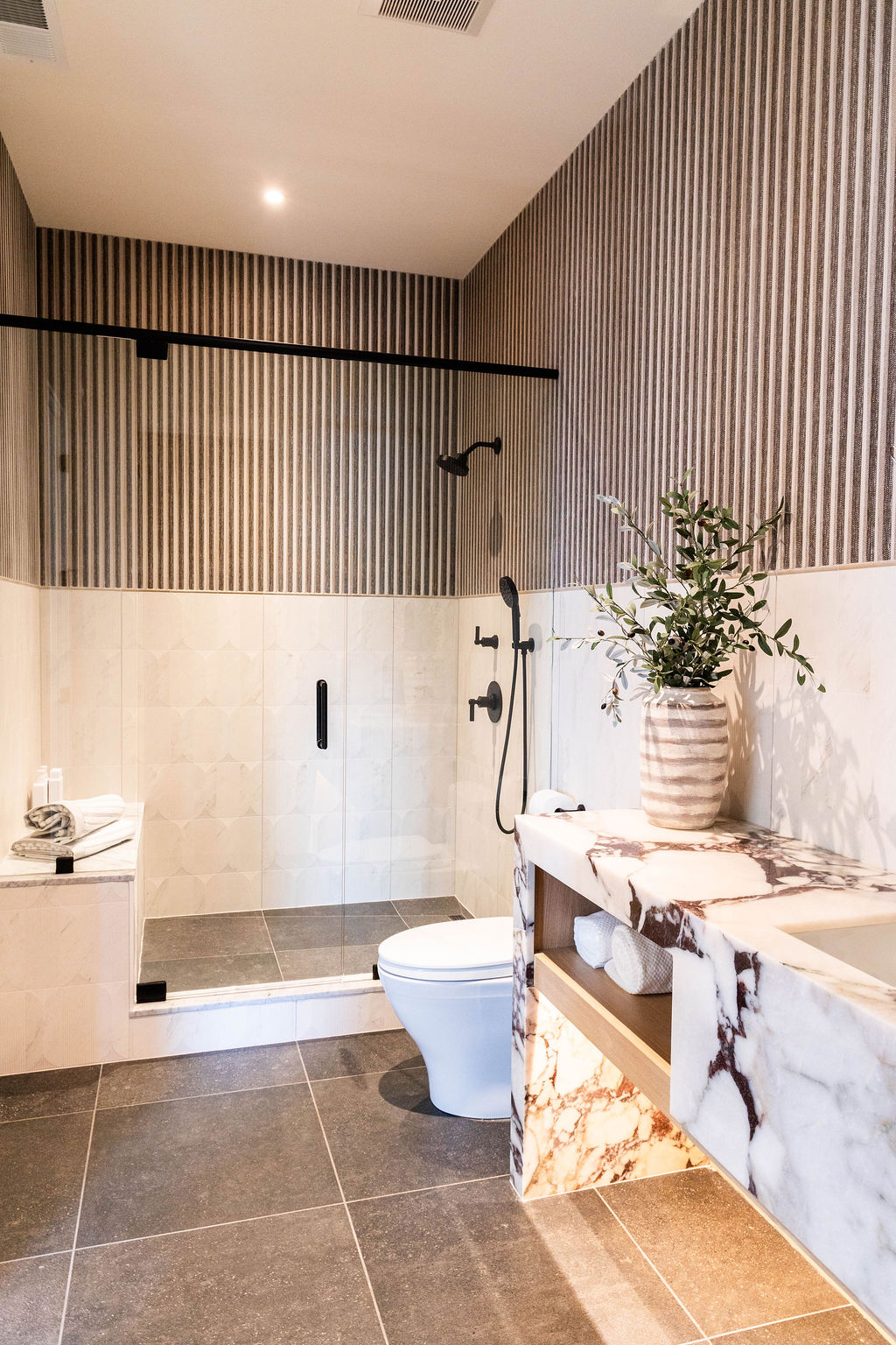 Room With A View home bedroom 2