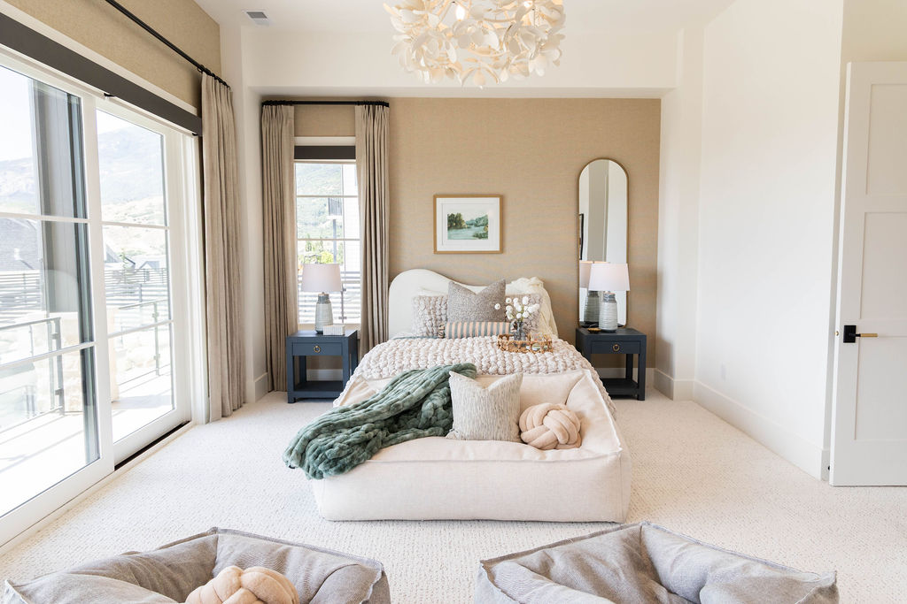 Room With A View home bedroom 3