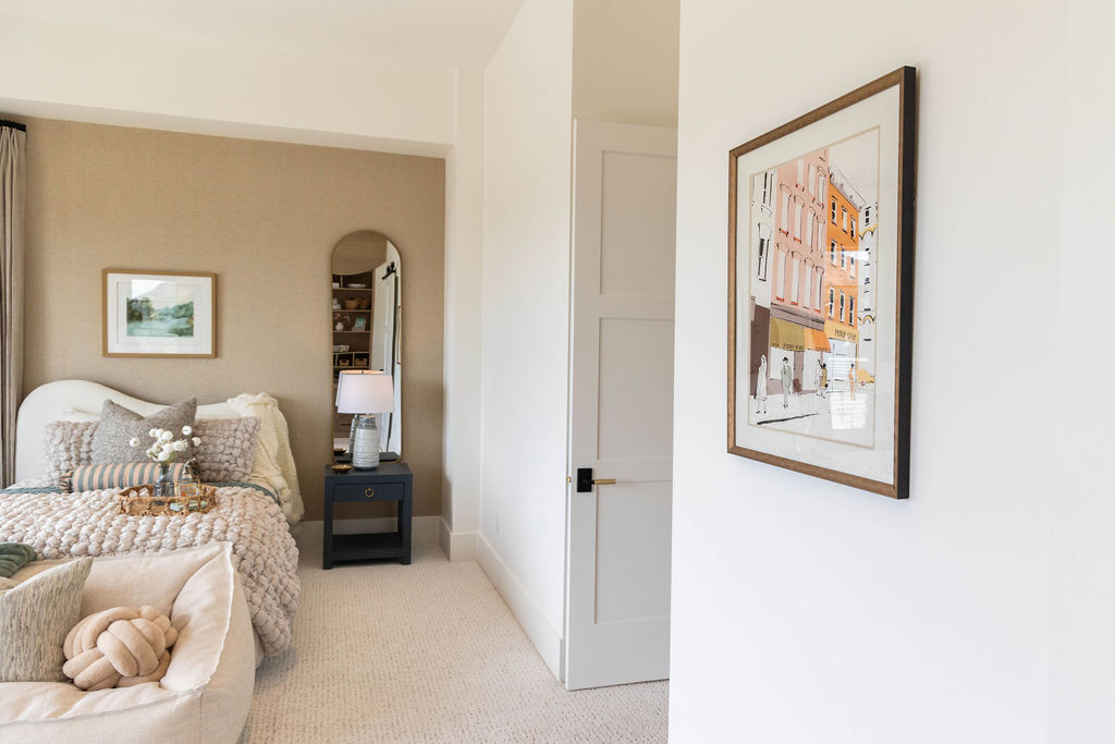 Room With A View home bedroom 3