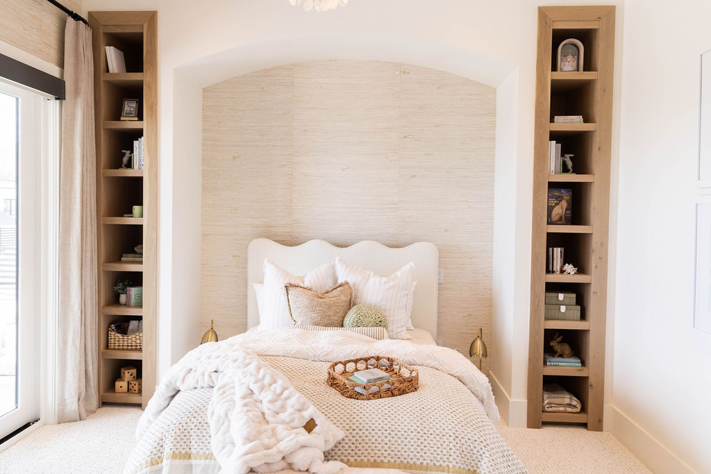 Room With A View home bedroom 4